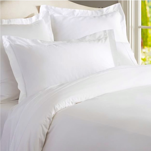 Pottery Barn Other - POTTERY BARN NWT SET OF 2 PILLOW SATEEN SHAMS SIZE STANDARD